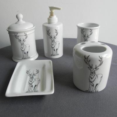 SET 5 PIECES SALLE DE BAIN CERF DEBOUT