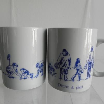 REF 6951 MUG SCENE