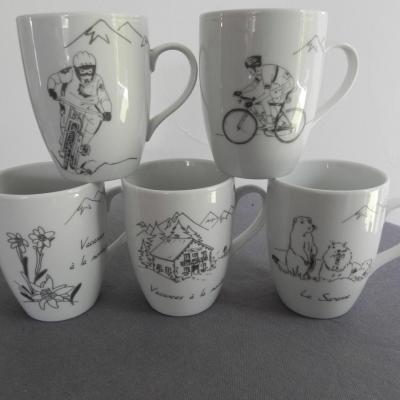 REF 5921 MUG OBUS MONTAGNE ETE