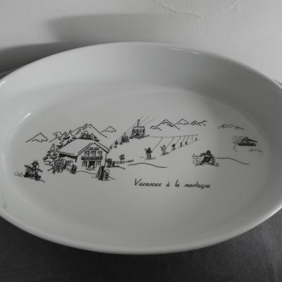 REF 8412 PLAT FOUR 32X23CM MONTAGNE