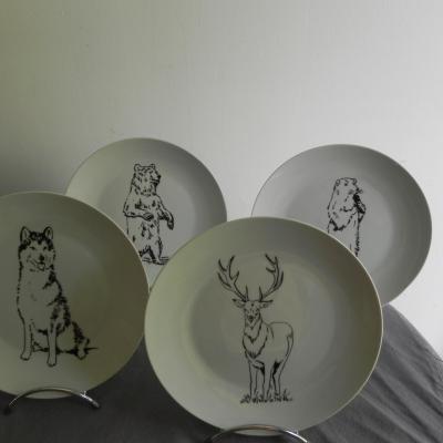 REF 8541 ASSIETTE 21CM ANIMAUX MONTAGNE