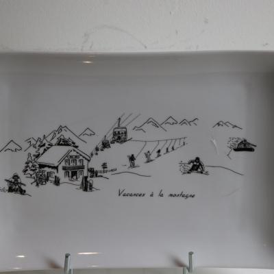 REF 8446 PLAT DESIGN 32X22CM MONTAGNE